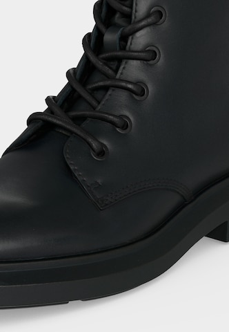 Calvin Klein - Botines con cordones en negro