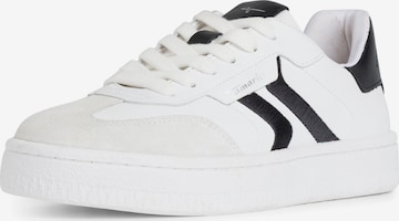 Baskets basses Tamaris en blanc : devant