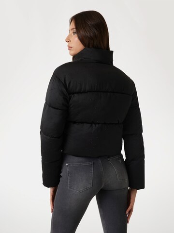 GUESS Jacke in Schwarz