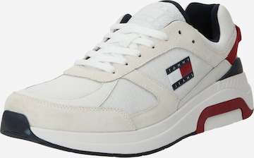 Baskets basses Tommy Jeans en blanc : devant