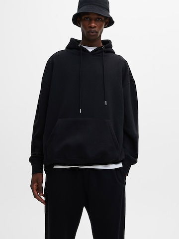 Pull&Bear Sweatsuit in Black