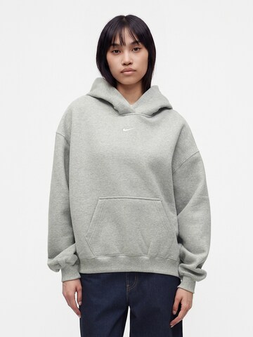 Nike Sportswear Суичър 'Studio' в сиво: отпред