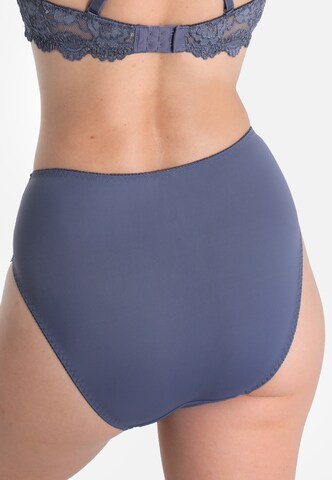 sassa Slip 'CLASSIC LACE' in Blauw