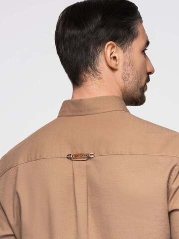 Regular fit Camicia di Ombre in marrone