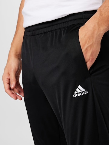 ADIDAS SPORTSWEAR - Fato de treino 'Linear Logo' em preto