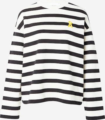 ARMEDANGELSSweater majica 'Frankaa' - crna boja: prednji dio