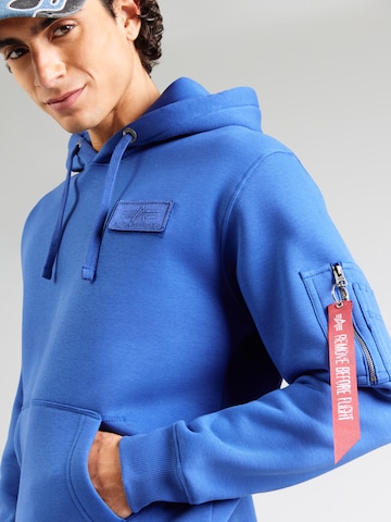 ALPHA INDUSTRIES Regularny krój Bluzka sportowa 'Red Stripe' w kolorze niebieski