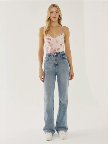 Hiccup - Camisa body em branco