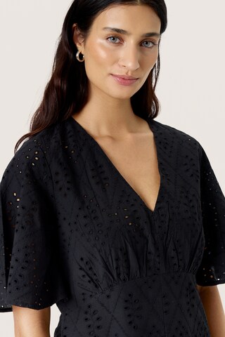 SOAKED IN LUXURY Dress 'Joella' in Black