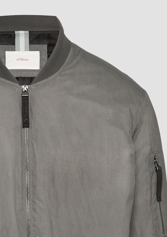 Veste mi-saison s.Oliver en gris