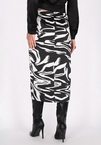 Jupe faina en noir