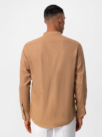 Coupe regular Chemise Antioch en marron