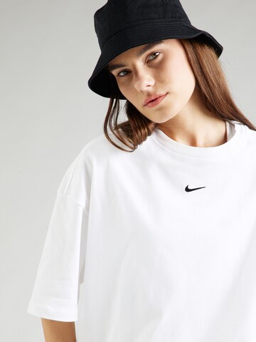 balts Nike Sportswear T-Krekls 'ESSNTL'