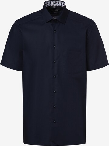 Coupe regular Chemise business Andrew James en bleu : devant