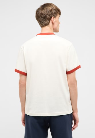 MUSTANG Shirt 'Akron' in Weiß