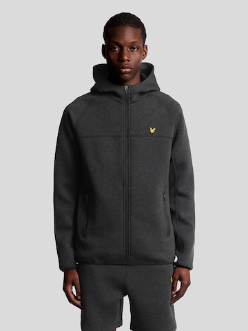Veste fonctionnelle Lyle & Scott en gris : devant
