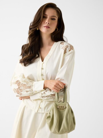 GUESS Handtasche 'Anise' in Grün: Vorderseite