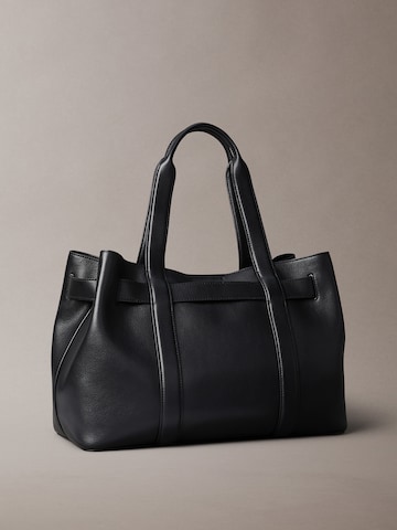 Shopper 'BUCKLE' di Calvin Klein in nero