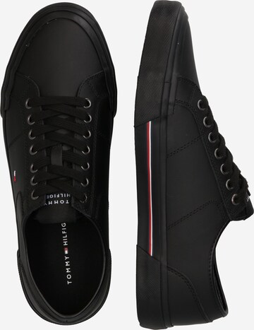 TOMMY HILFIGER Sneaker in Schwarz