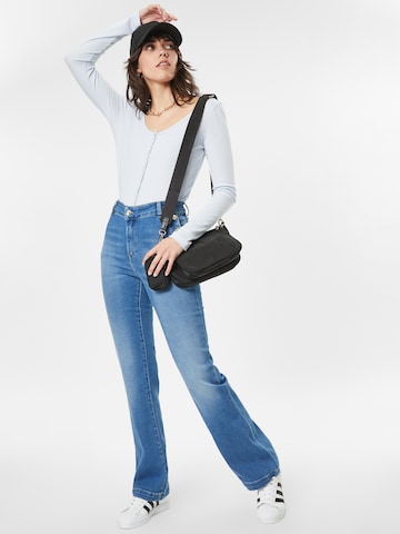 Maison 123 Flared Jeans 'NINON' in Blue