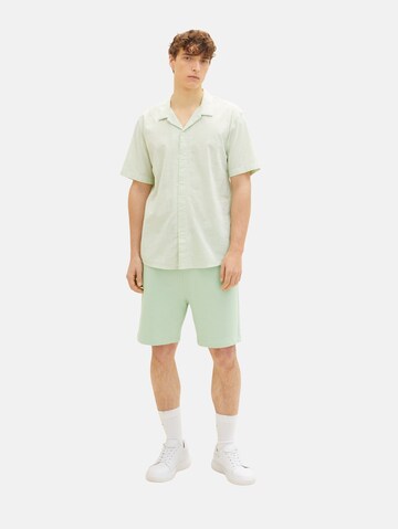 Regular Pantaloni de la TOM TAILOR DENIM pe verde