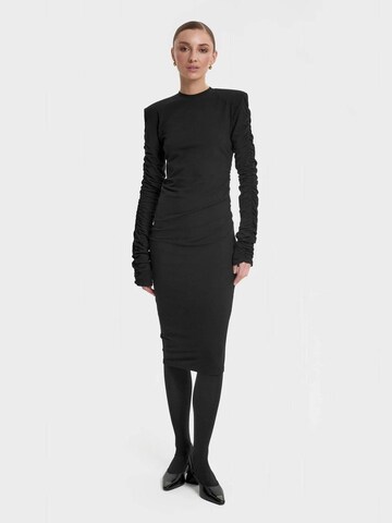 OPRA Dress 'Opra Sukienka Yara Black OPR-YARA-BLK' in Black: front