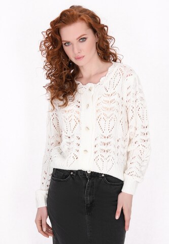 DreiMaster Vintage Knit Cardigan in White: front