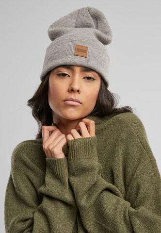 Berretto di Urban Classics in grigio: frontale