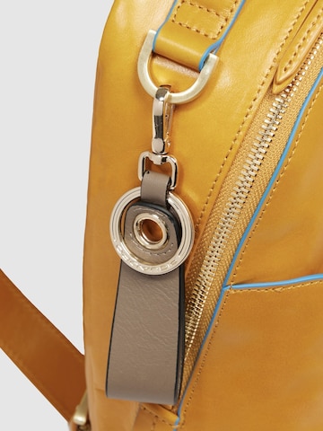 Piquadro Backpack in Yellow