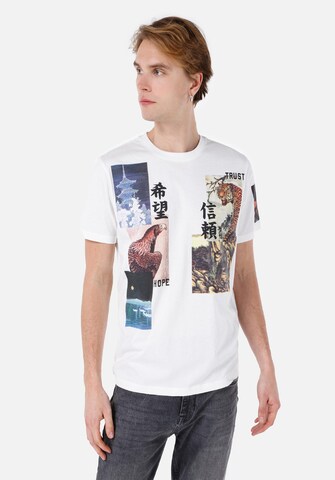Colin's Shirt in Wit: voorkant