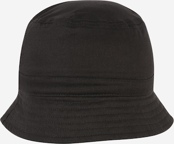 Monki Hat in Black