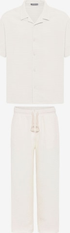 DandaloJednodijelna pidžama - bež boja: prednji dio