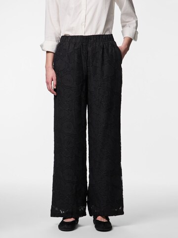PIECES Wide leg Pants 'PCNea' in Black: front