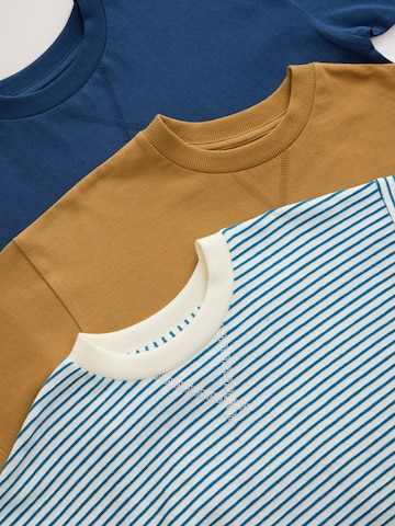 T-Shirt Next en bleu