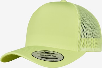 Casquette Flexfit en jaune : devant