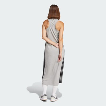 ADIDAS SPORTSWEAR Sportovní šaty 'Essentials' – šedá