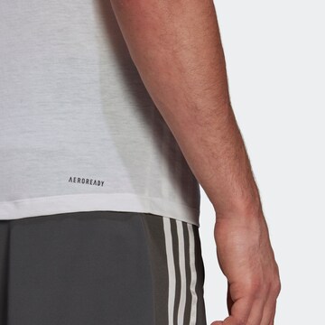 Tricou funcțional 'Aeroready Designed To Move' de la ADIDAS SPORTSWEAR pe alb