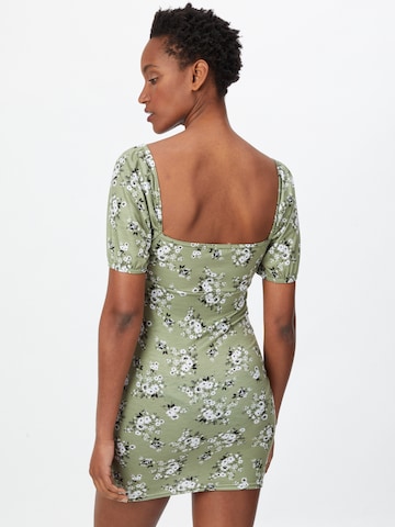 Missguided - Vestido em verde