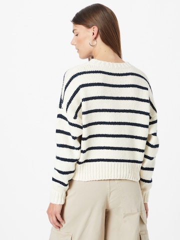 FRAME Sweater in Blue
