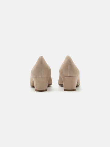 GABOR Pumps in Beige
