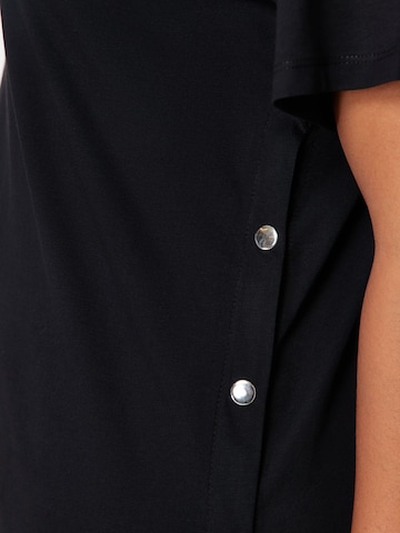 Trendyol Curve Shirt in Zwart