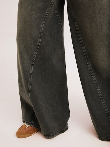 Kamila Šikl Loose fit Jeans in Grey