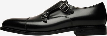 Henry Stevens Lace-Up Shoes in Black