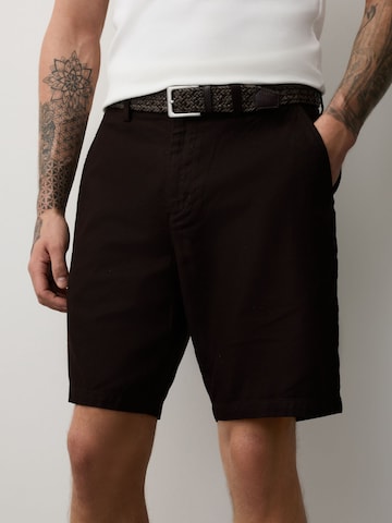 Regular Pantalon chino Next en marron