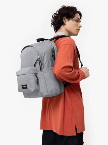 Sac à dos EASTPAK en gris