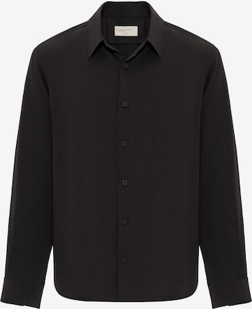 AntiochRegular Fit Košulja - crna boja: prednji dio