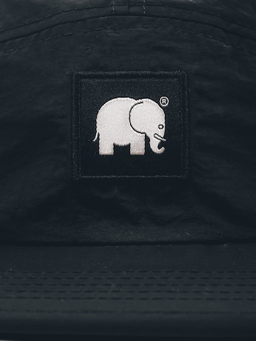 Trendsplant Cap 'Five Panel' in Black: front