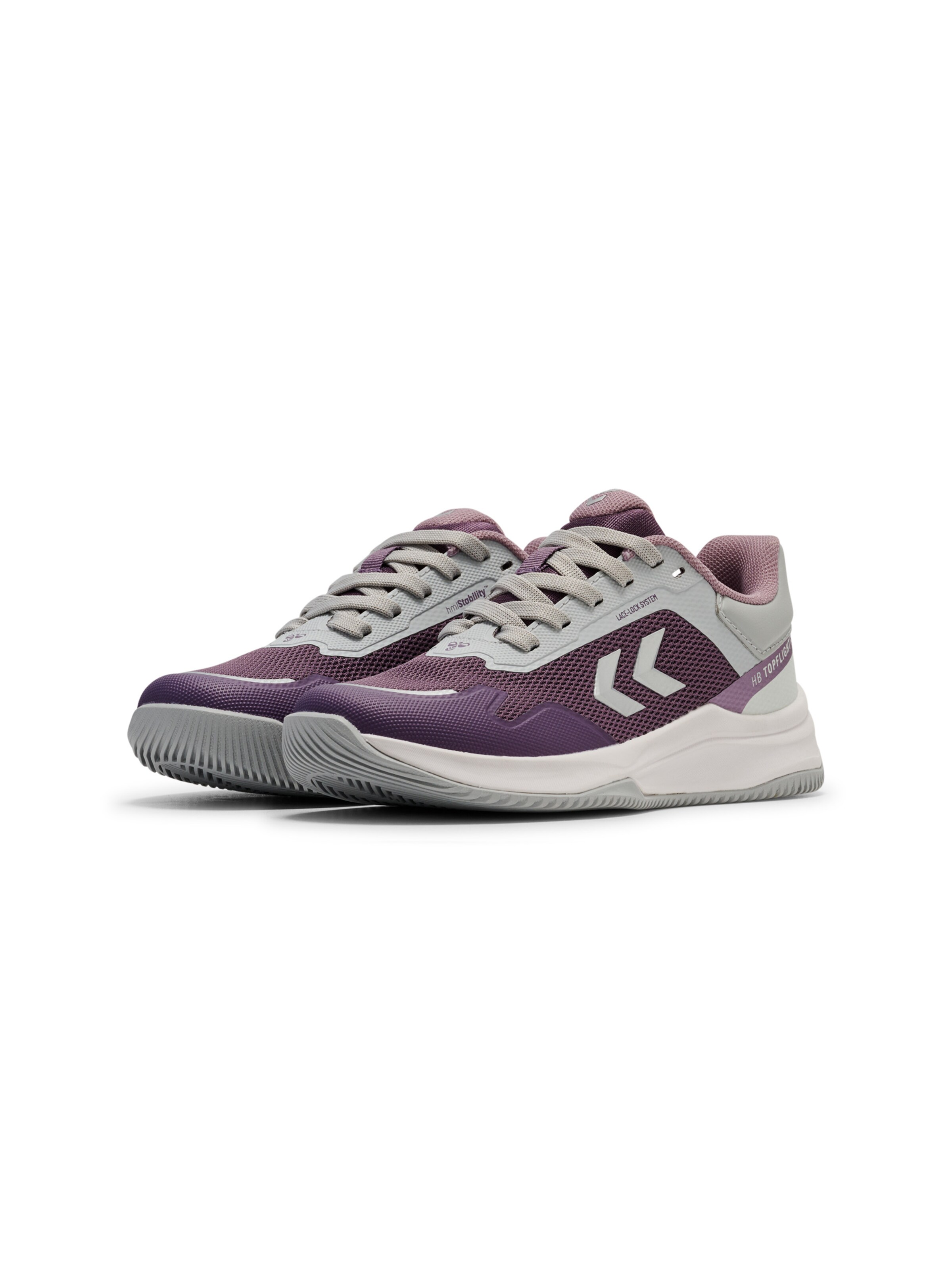 Hummel Athletic Shoes in Purple