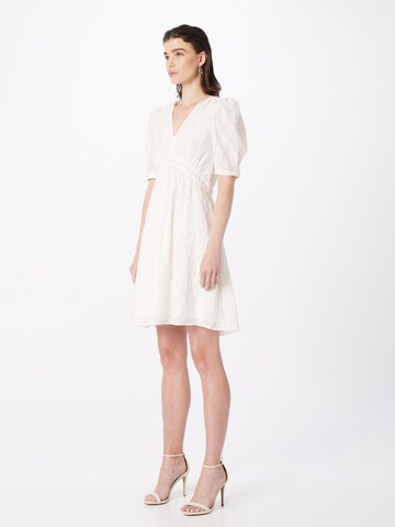 BOSS - Vestido em branco: frente