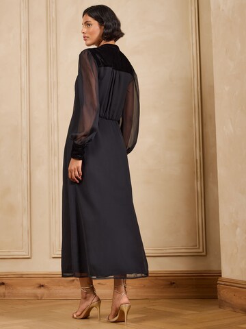 Abito di love & roses in nero